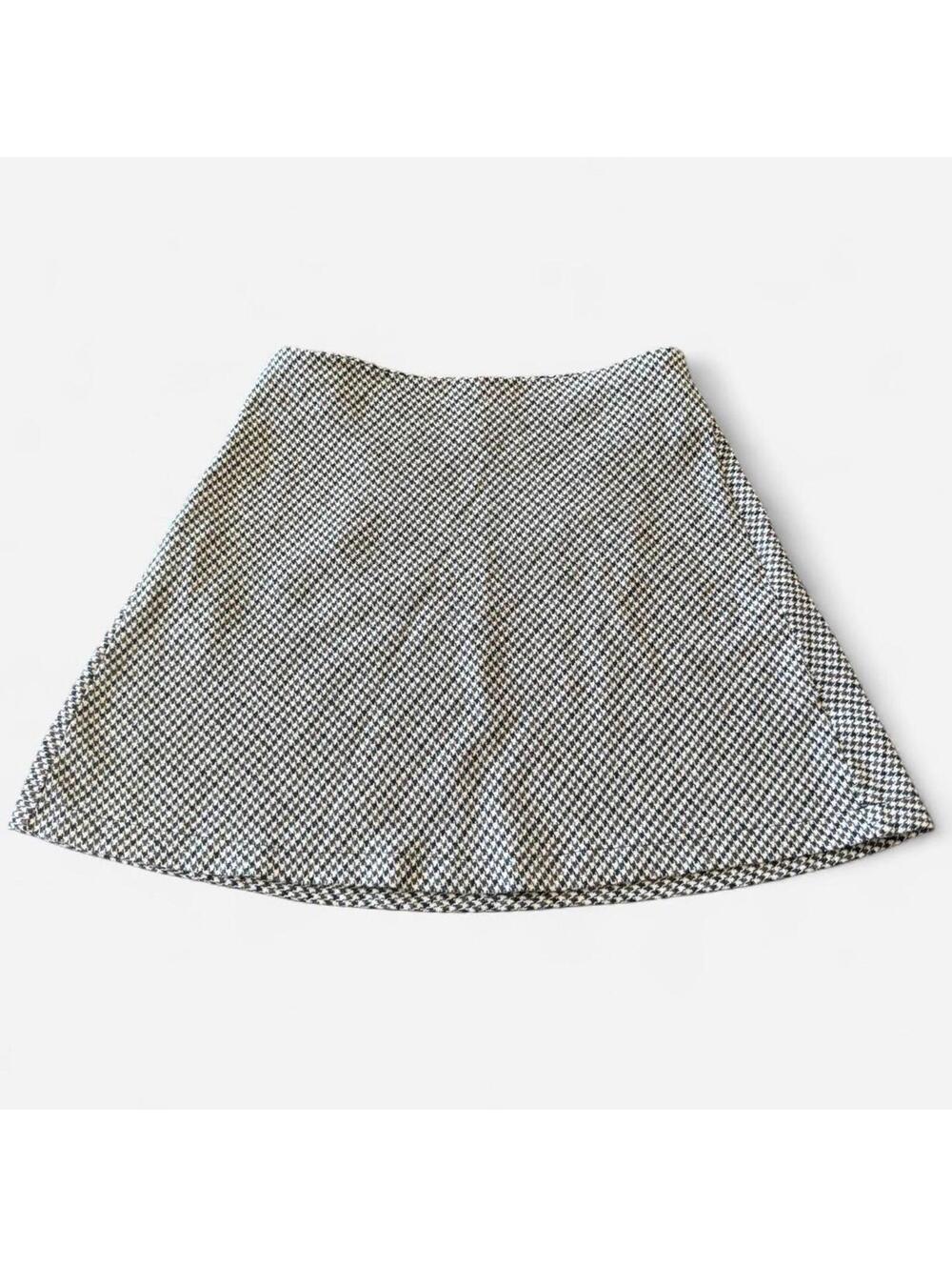 Princess Polly houndstooth dark academia mini skirt, size 6